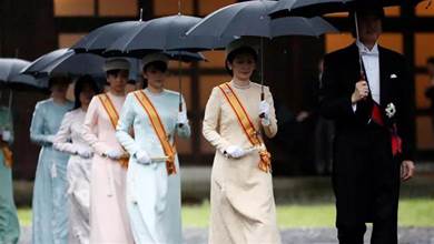 日本皇室成員排位，文仁在愛子前面，佳子得給妹妹讓路，地位劃分明確