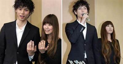 日本娛樂圈的神仙伴侶,交往8個月結婚，如今廝守12年，網友：甜哭了！